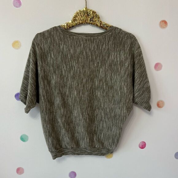 DKNY short sleeve sweatshirt  - Picture 4 of 4